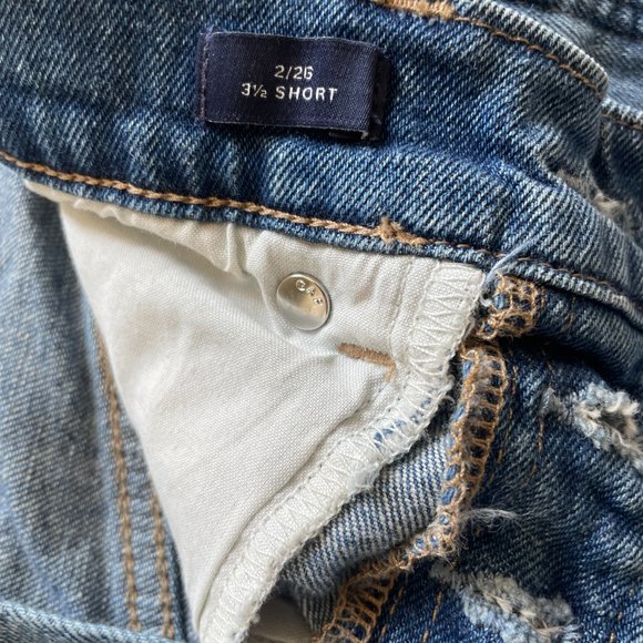Gap Denim High Waisted Shorts- Never Worn - Size 26 - Picture 5 of 5